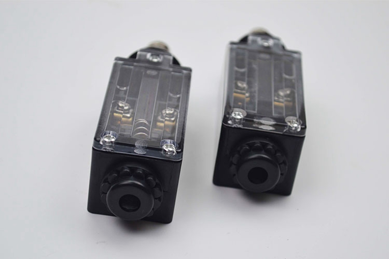 3pcs/lot Travel Switch UKS UKT - Travel Accessories Manufacturer review and price